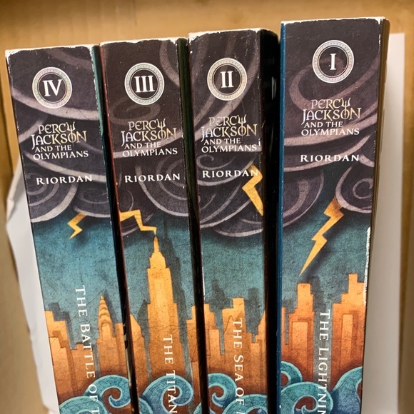 Percy Jackson Rick Riordan Books1-4 New set - Picture 2 of 9
